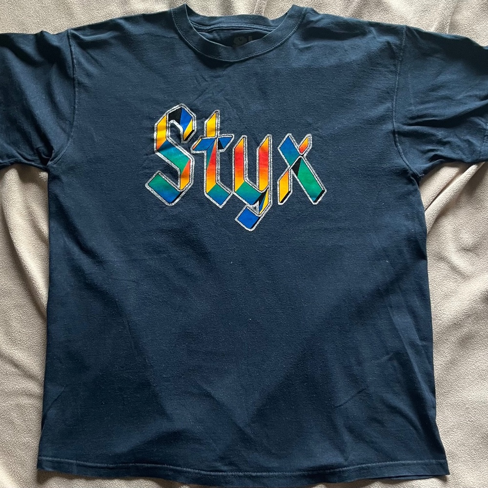 Styx vintage iron on from 70s. Men’s size large.